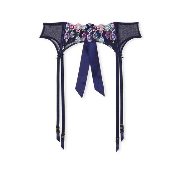 Victoria's Secret Bejeweled Embroidery panty and garter - Picture 4 of 5